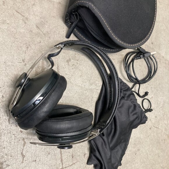 Sennheiser HD1 Wireless Headphones - Picture 4 of 4